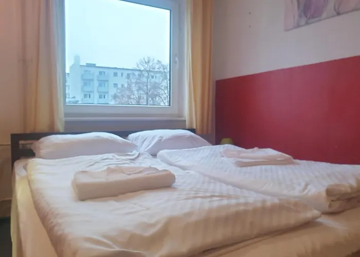 Thomas Rooms